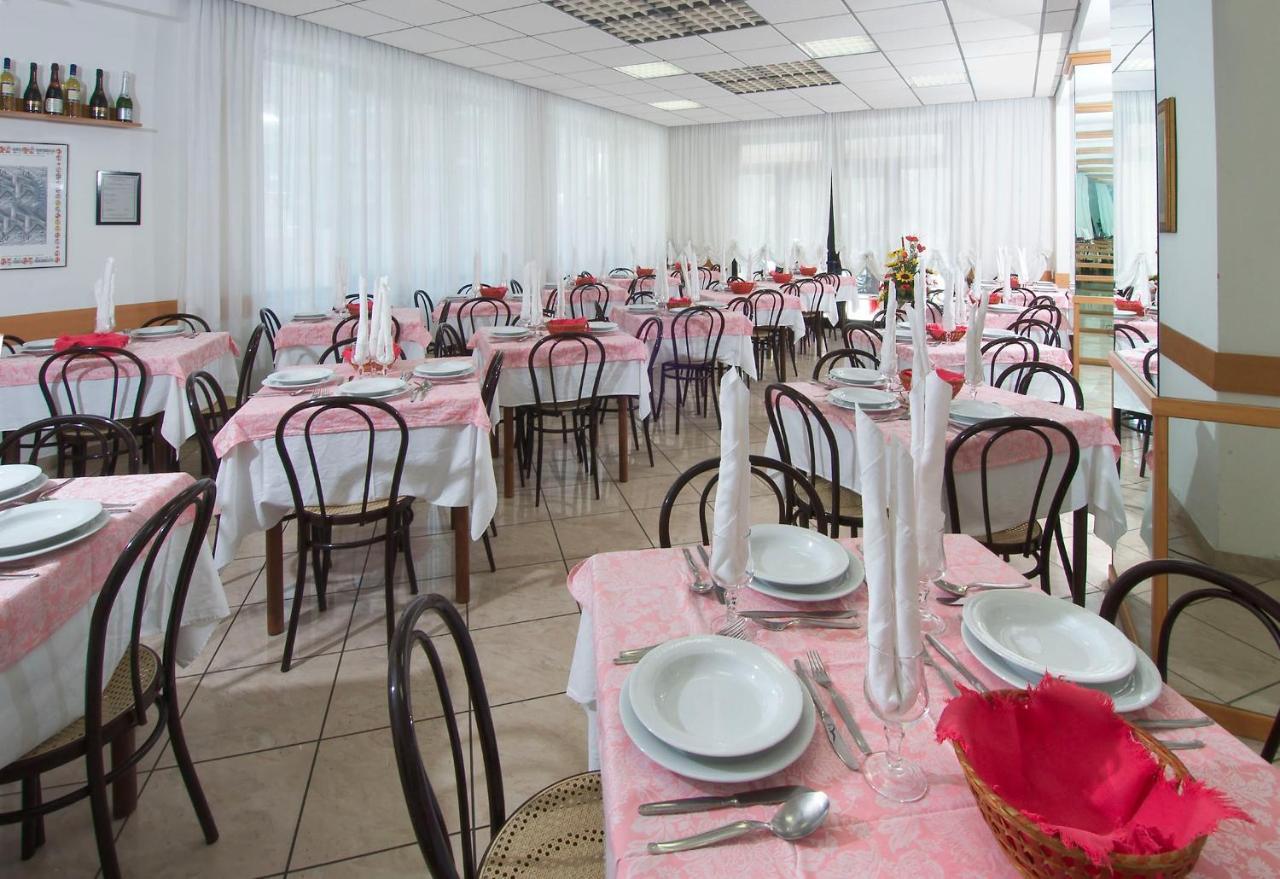 Hotel Villa Lieta Ρίμινι Εξωτερικό φωτογραφία