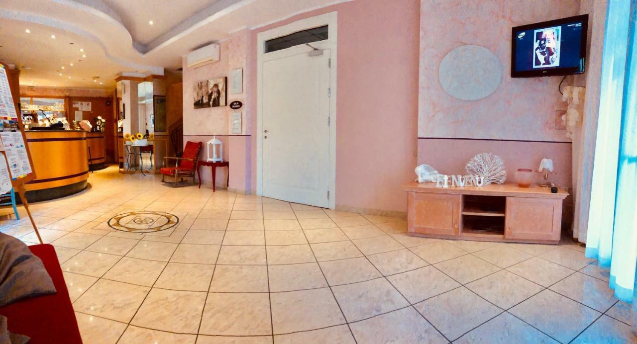 Hotel Villa Lieta Ρίμινι Εξωτερικό φωτογραφία