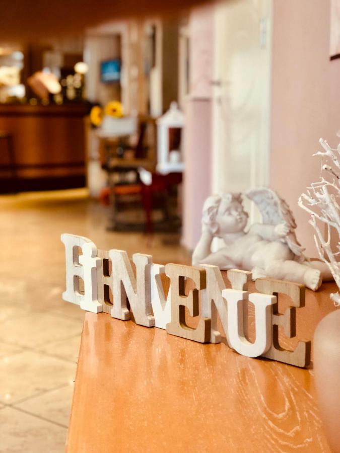 Hotel Villa Lieta Ρίμινι Εξωτερικό φωτογραφία