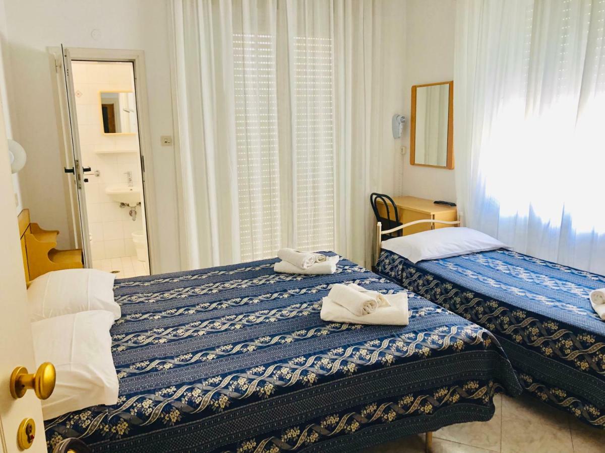Hotel Villa Lieta Ρίμινι Εξωτερικό φωτογραφία