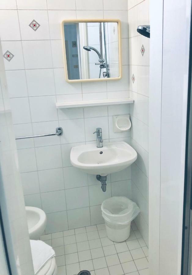Hotel Villa Lieta Ρίμινι Εξωτερικό φωτογραφία